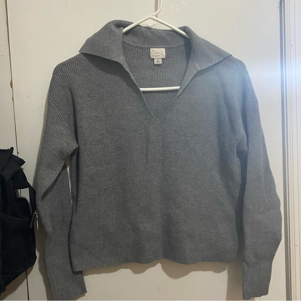 A New Day Ribbed Gray Knit Top - Picture 1 of 4